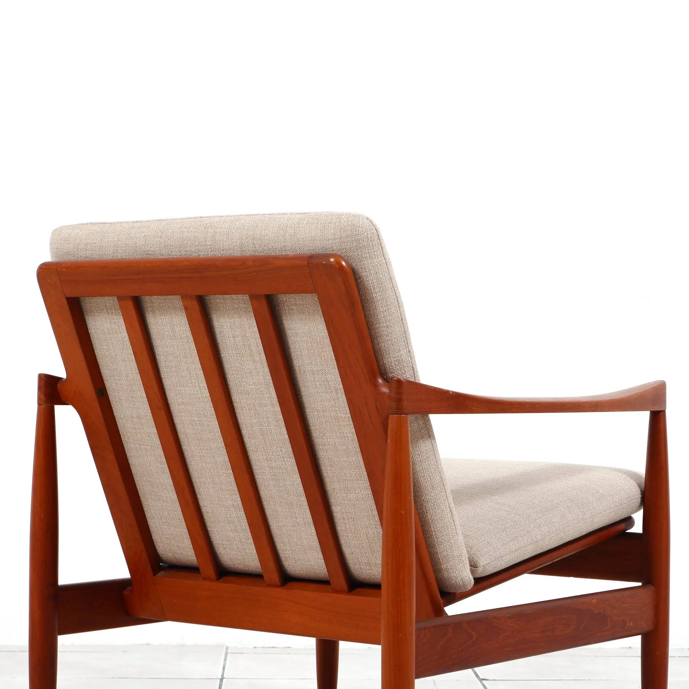 2 chaises longues en teck par Skive Mobelfabrik