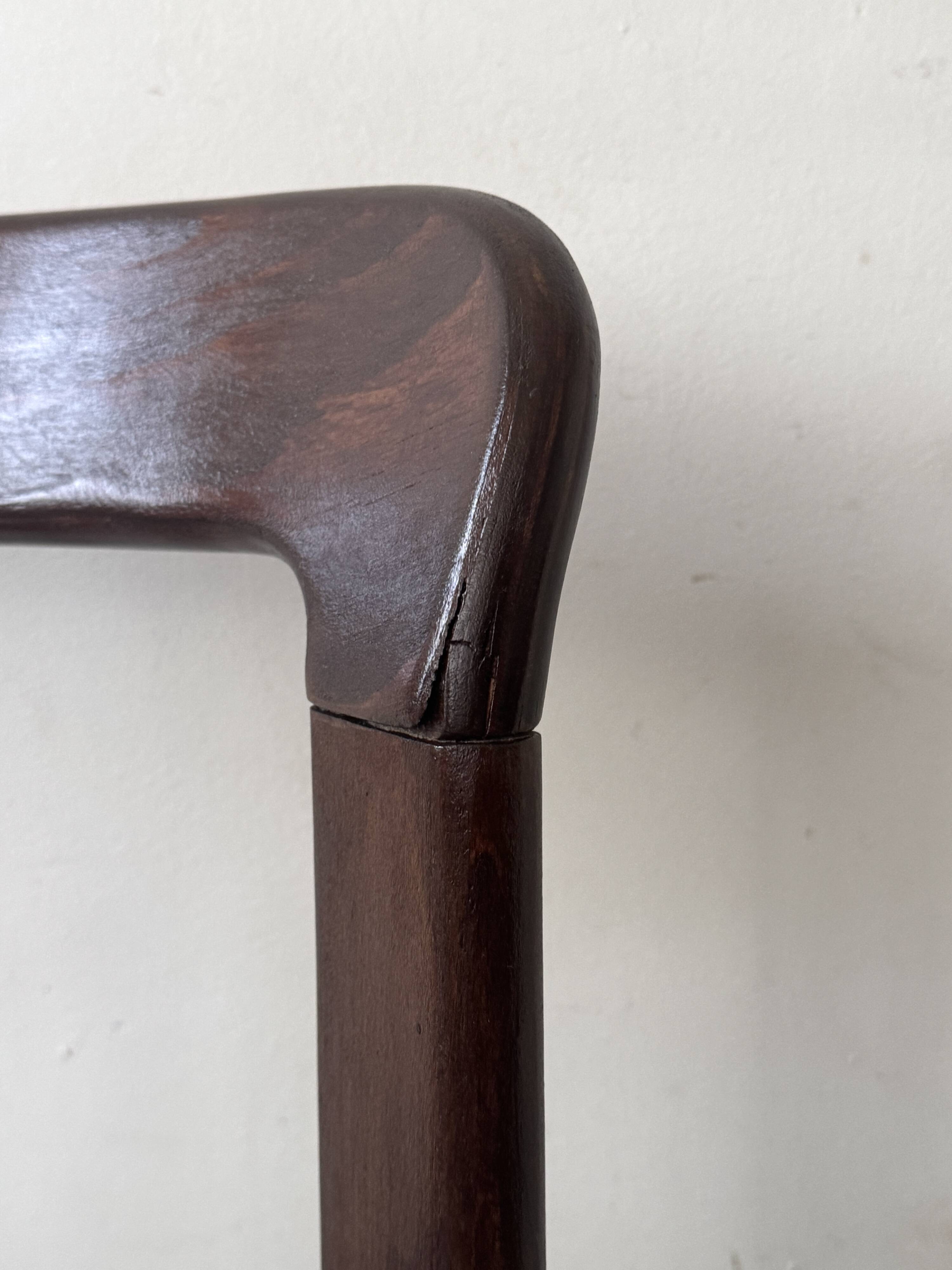 Chaise en bois d'hetre 3300 par Bruno Rey, design Suisse 1970