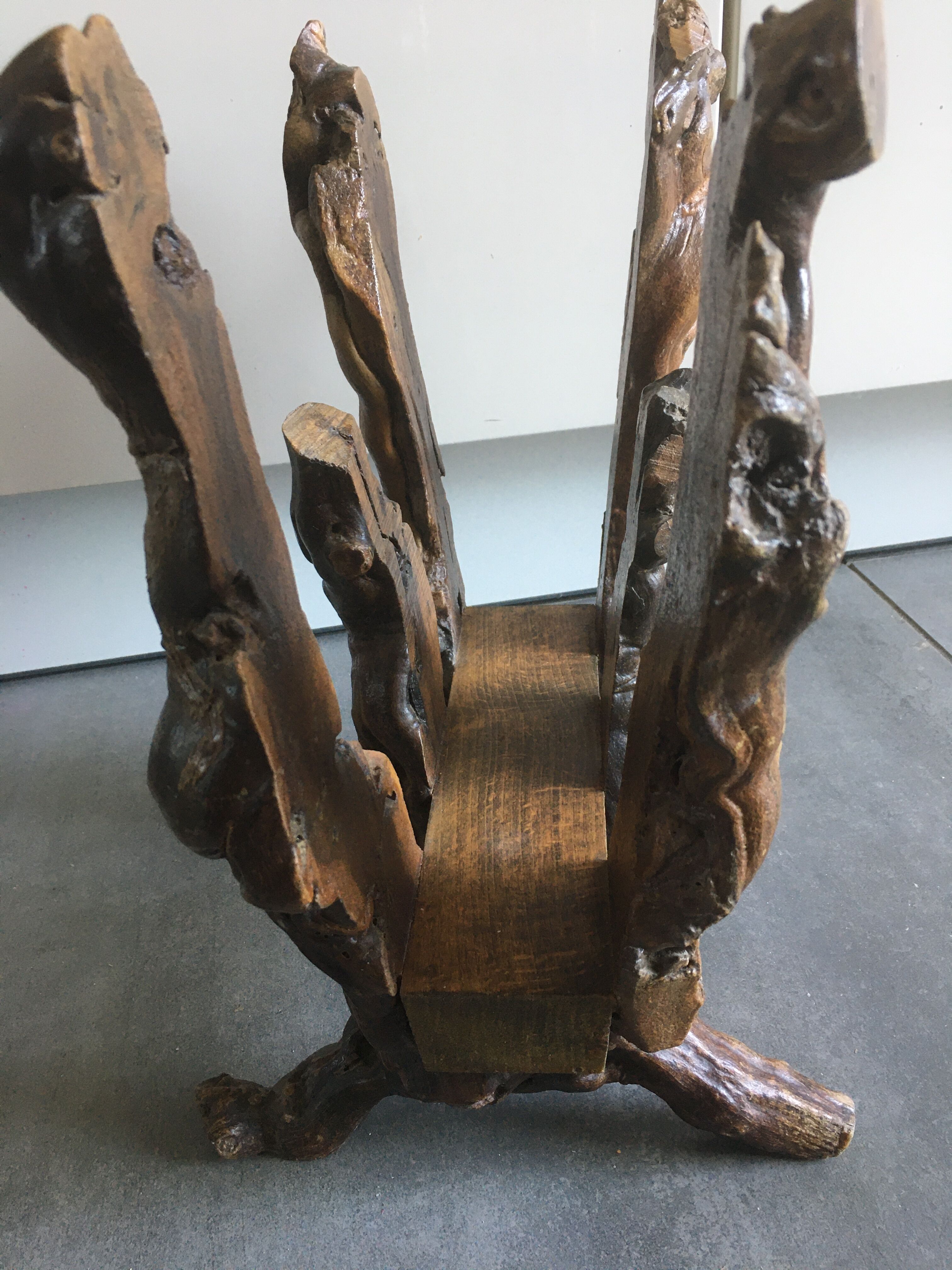 Brutalist magazine holder