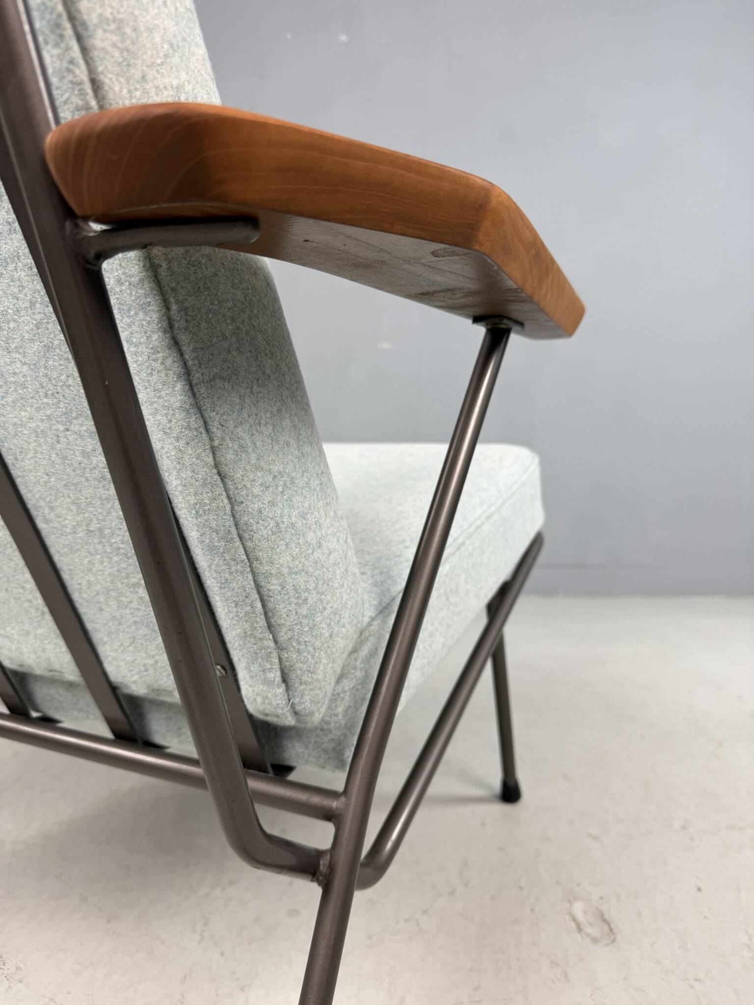 Fauteuil Koene Oberman avec accoudoirs en teck pour Gelderland, 1954