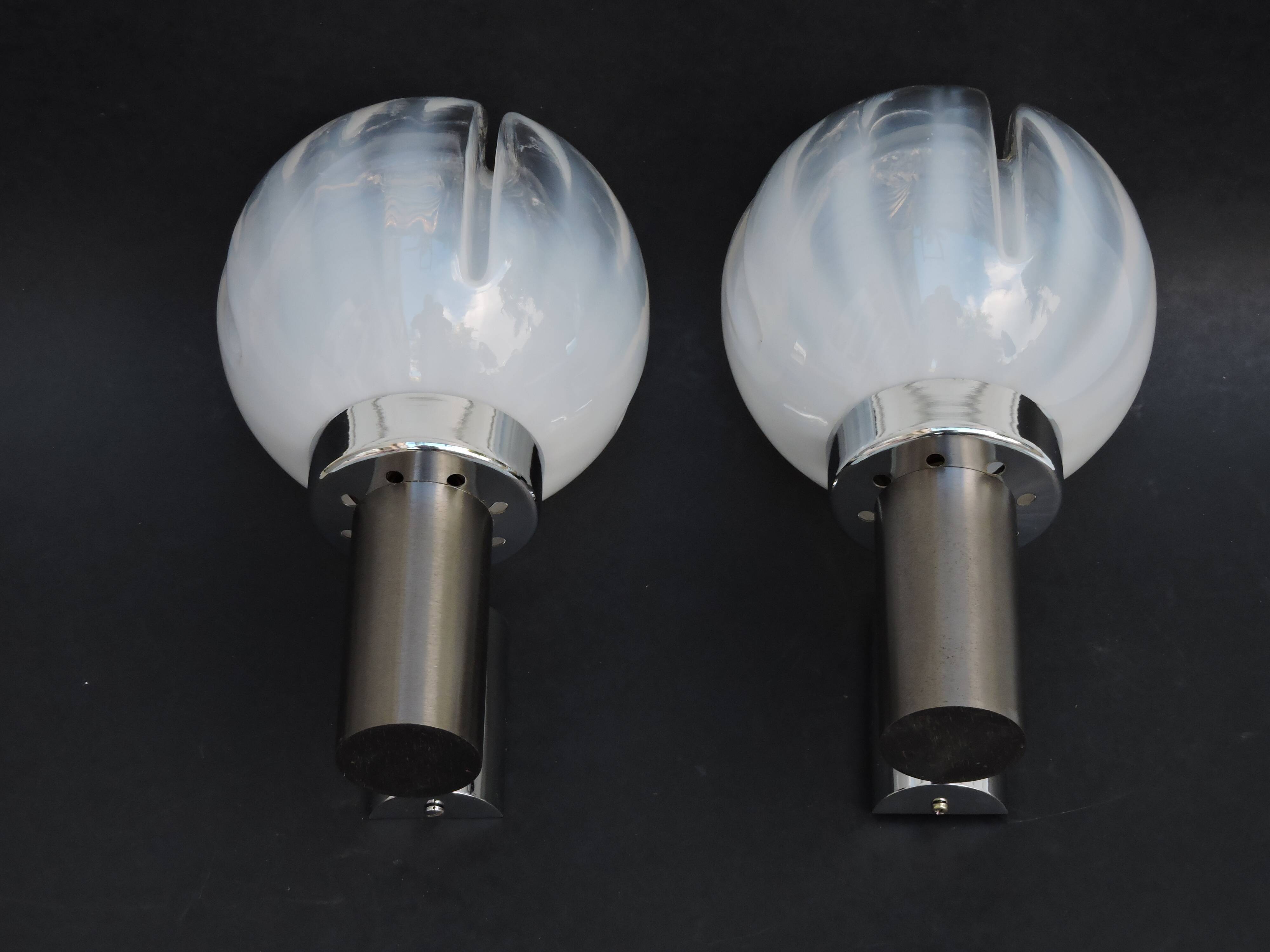 Pair of wall lamps Mazzega opalescent Murano Italy
