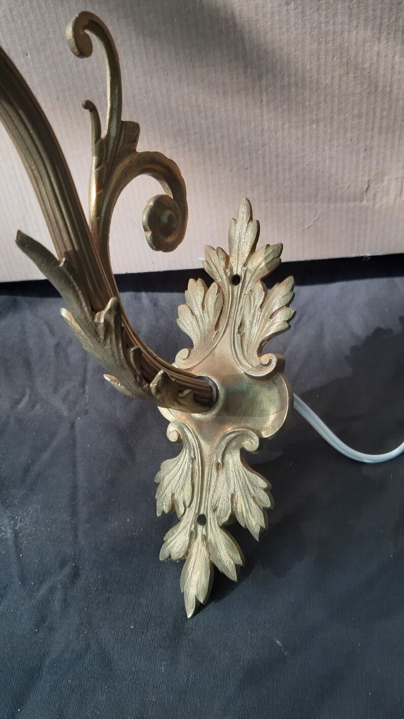 Art deco bronze wall lamp
