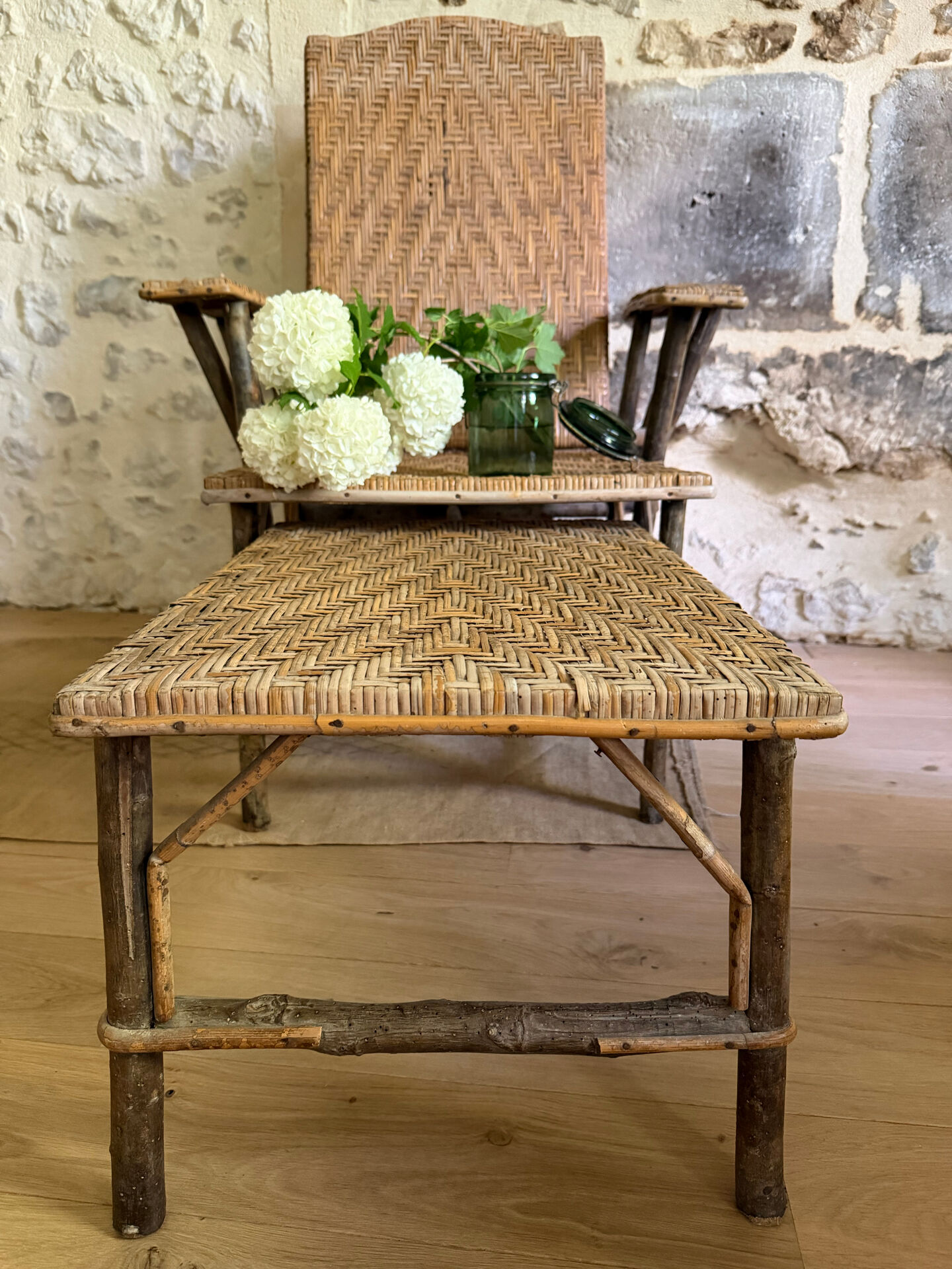 Chaise longue en rotin