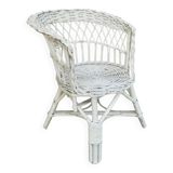Woven wicker basket chair