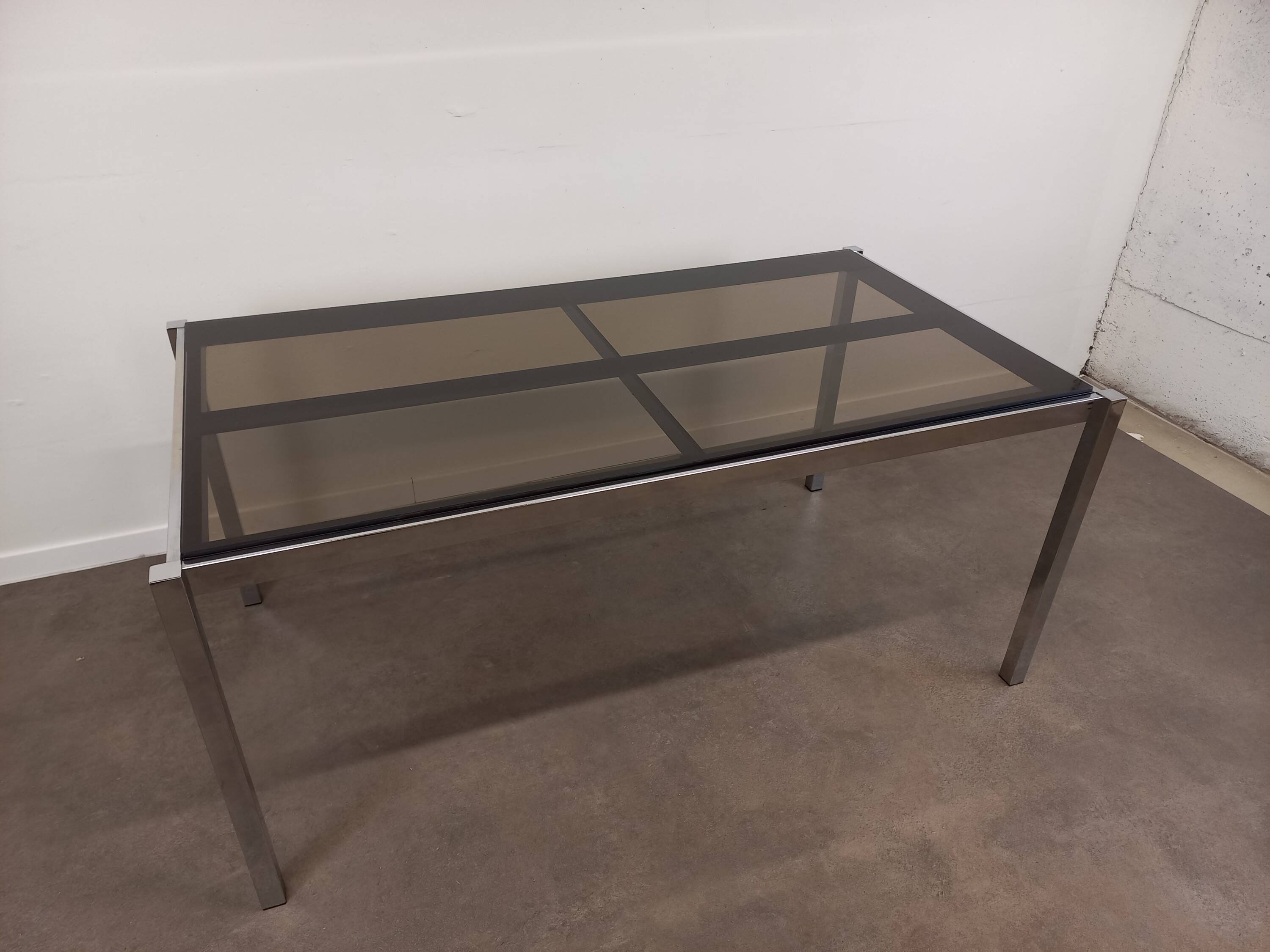 Table à manger verre et métal chromé 168 cm
