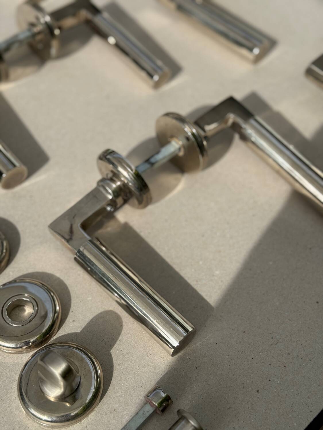 Lot of reissue door handles - Walter Gropius and Adolf Meyer, Bauhaus ve