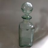 Carafe en verre verte