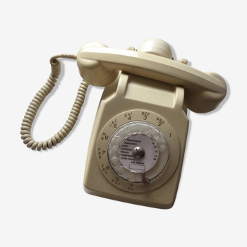 Téléphone vintage de 1977