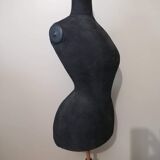 Old bust of seamstress called "wasp size"