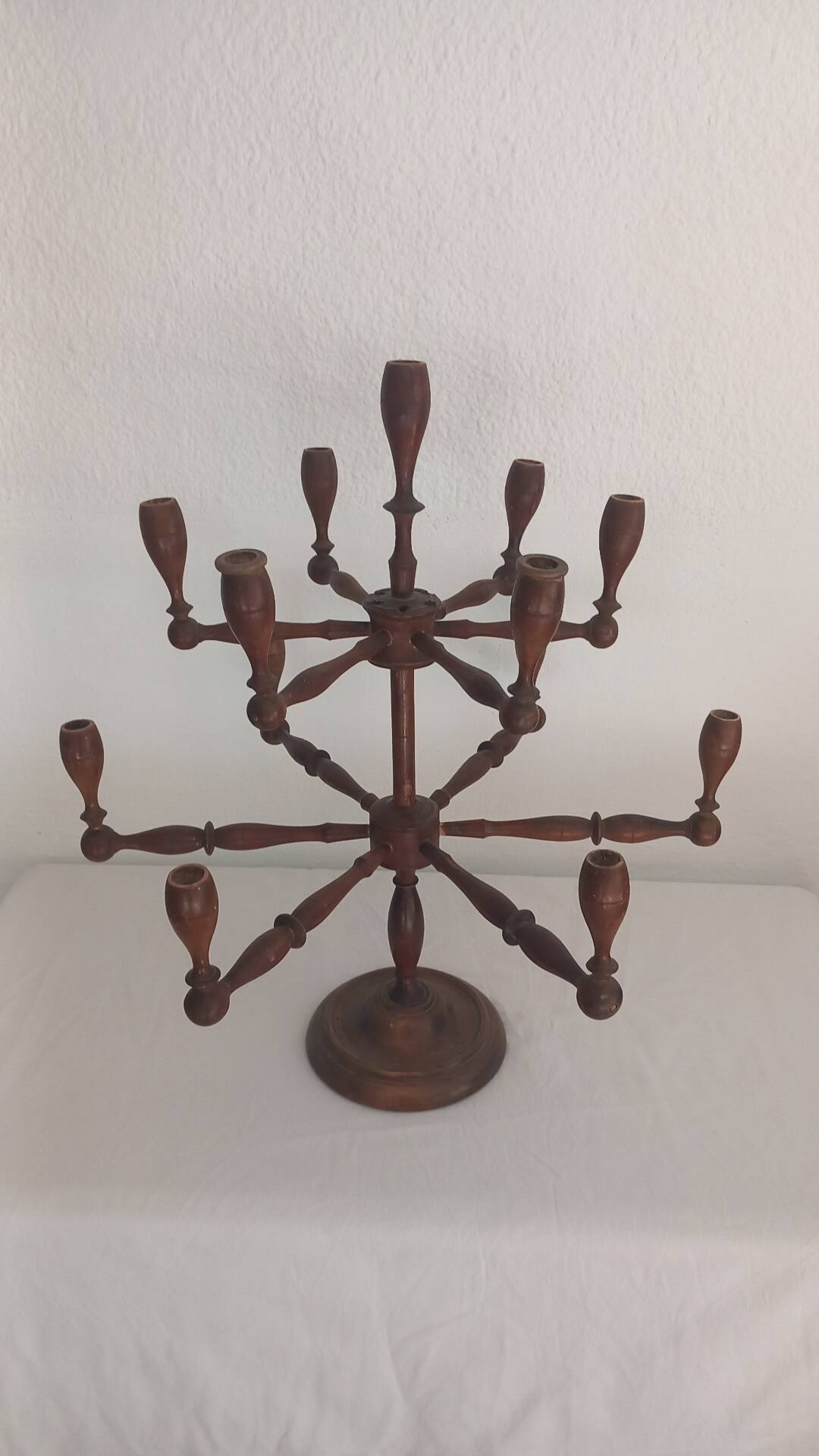Large vintage turned wooden candelabrum - Brutalist and raw spirit