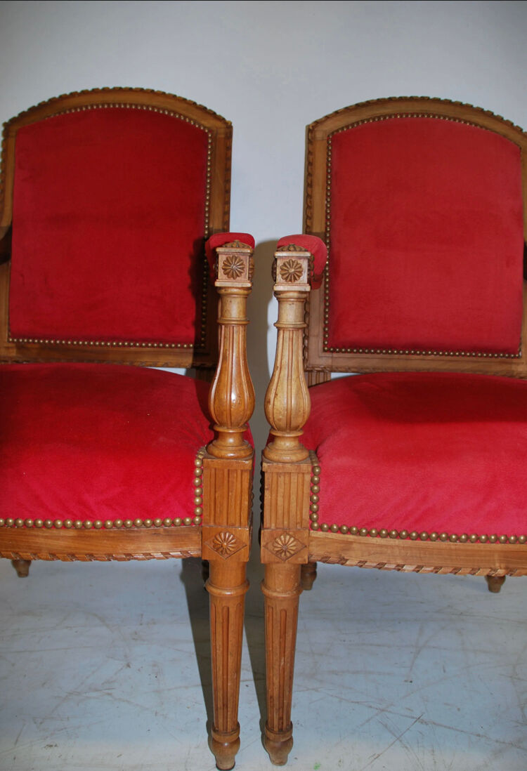 Paire de fauteuils style Louis XVI velours rouge 1900