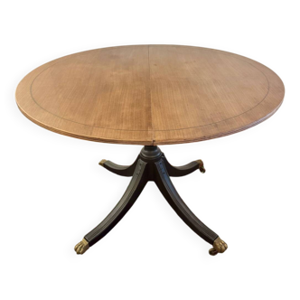Table ronde style anglais