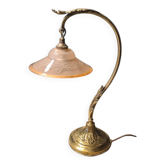 Art nouveau lamp 1900 to 20. In bronze brass and old pink molded glass. Very beautiful 40x23. Small egr