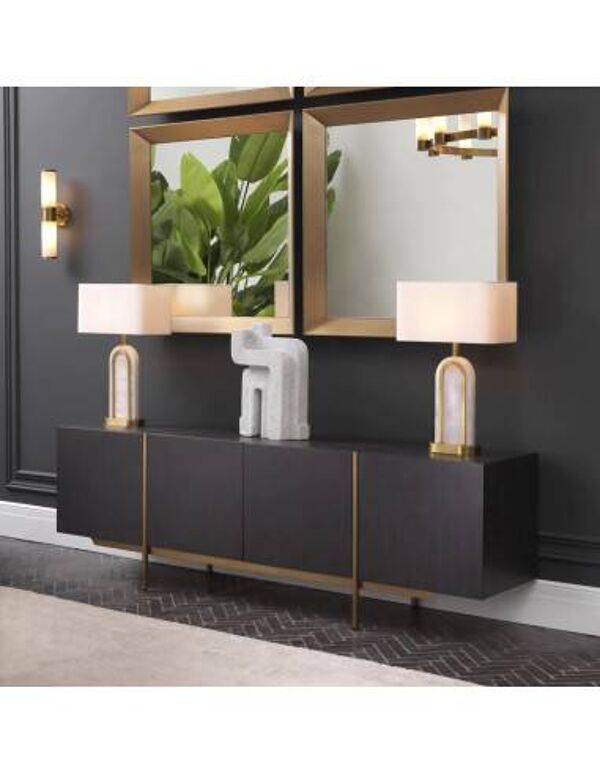 Paire de lampes de table, finition laiton antique et albâtre, luxe intemporel et charme vintage.