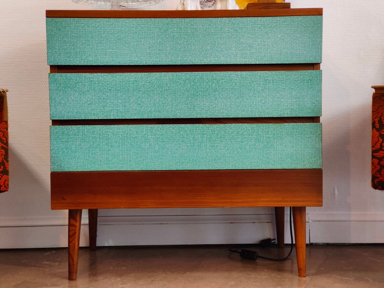 Commode Tchèque bois et formica vert d'eau