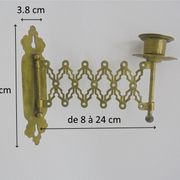 Wall-moving candlestick