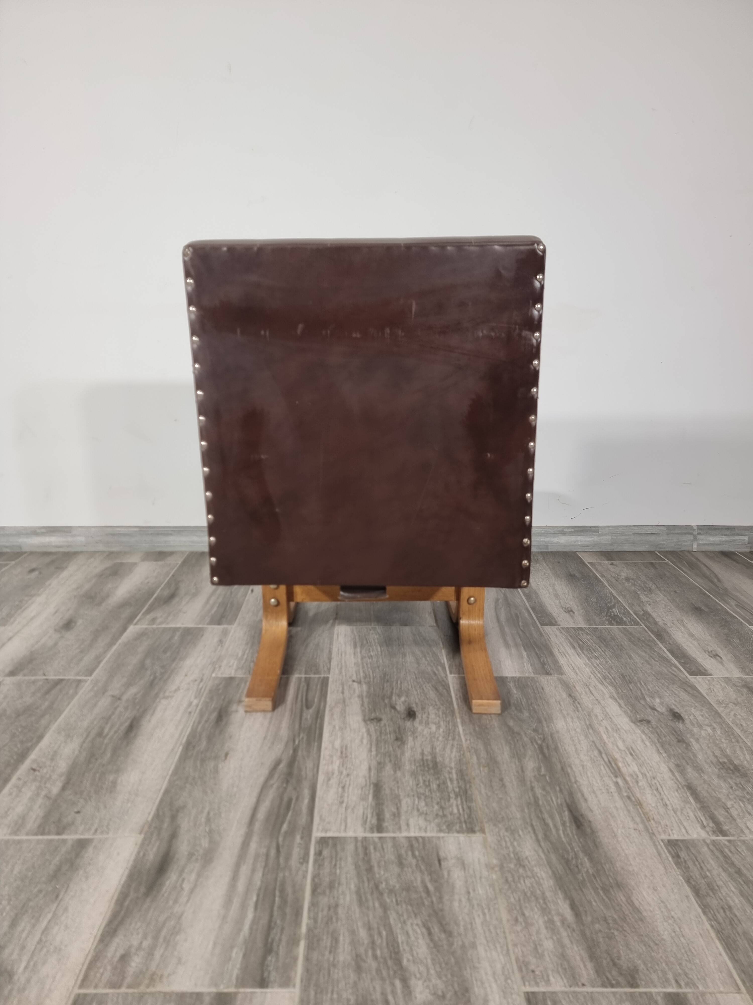 Fauteuil en cuir simple par Ludvik Volak