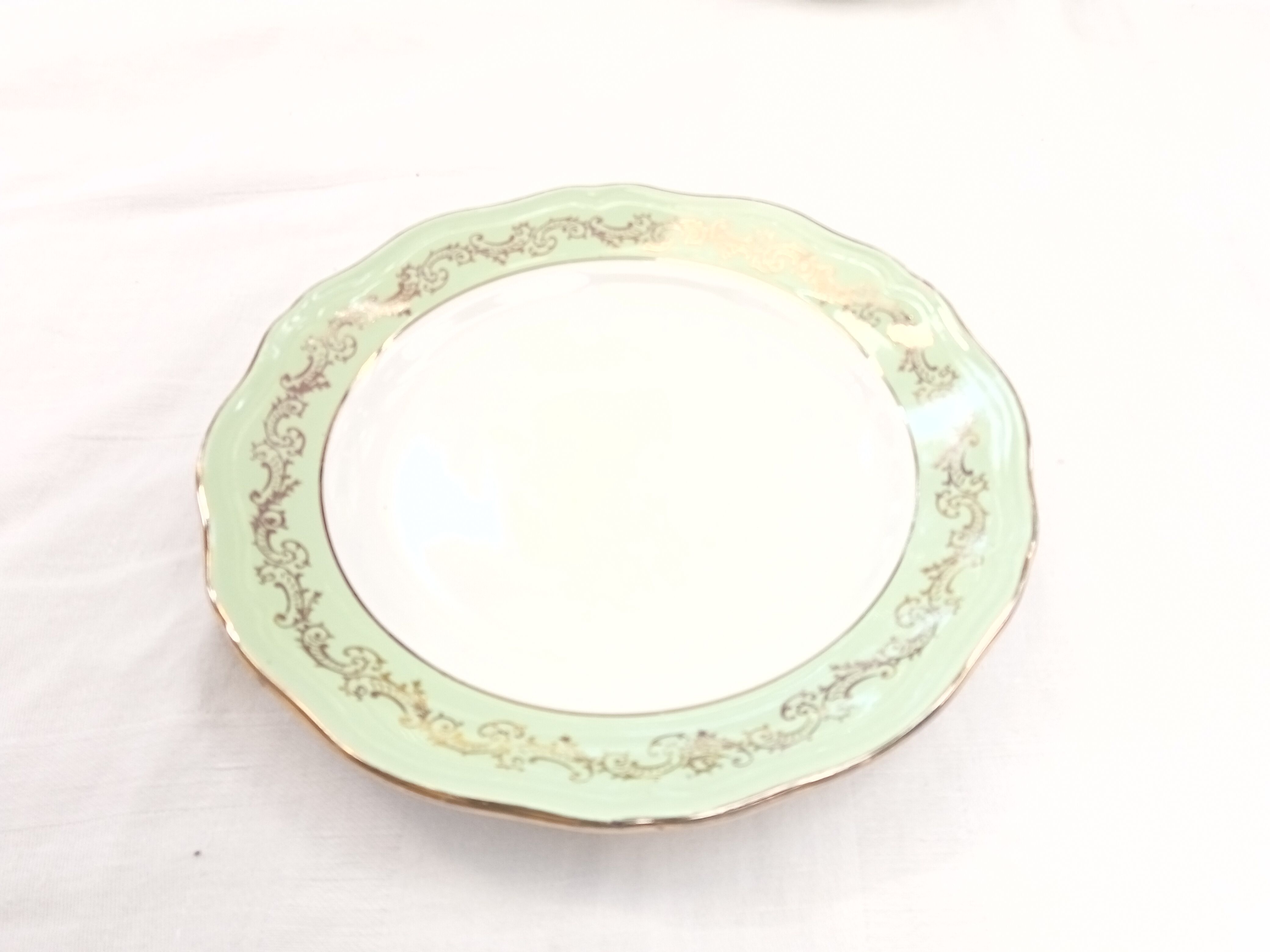 6 old L'Amandinoise dessert plates