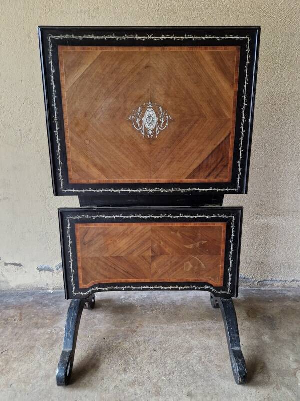 Table, serviteur muet ou à écrire à 2 plateaux, Maison Alphonse Giroux