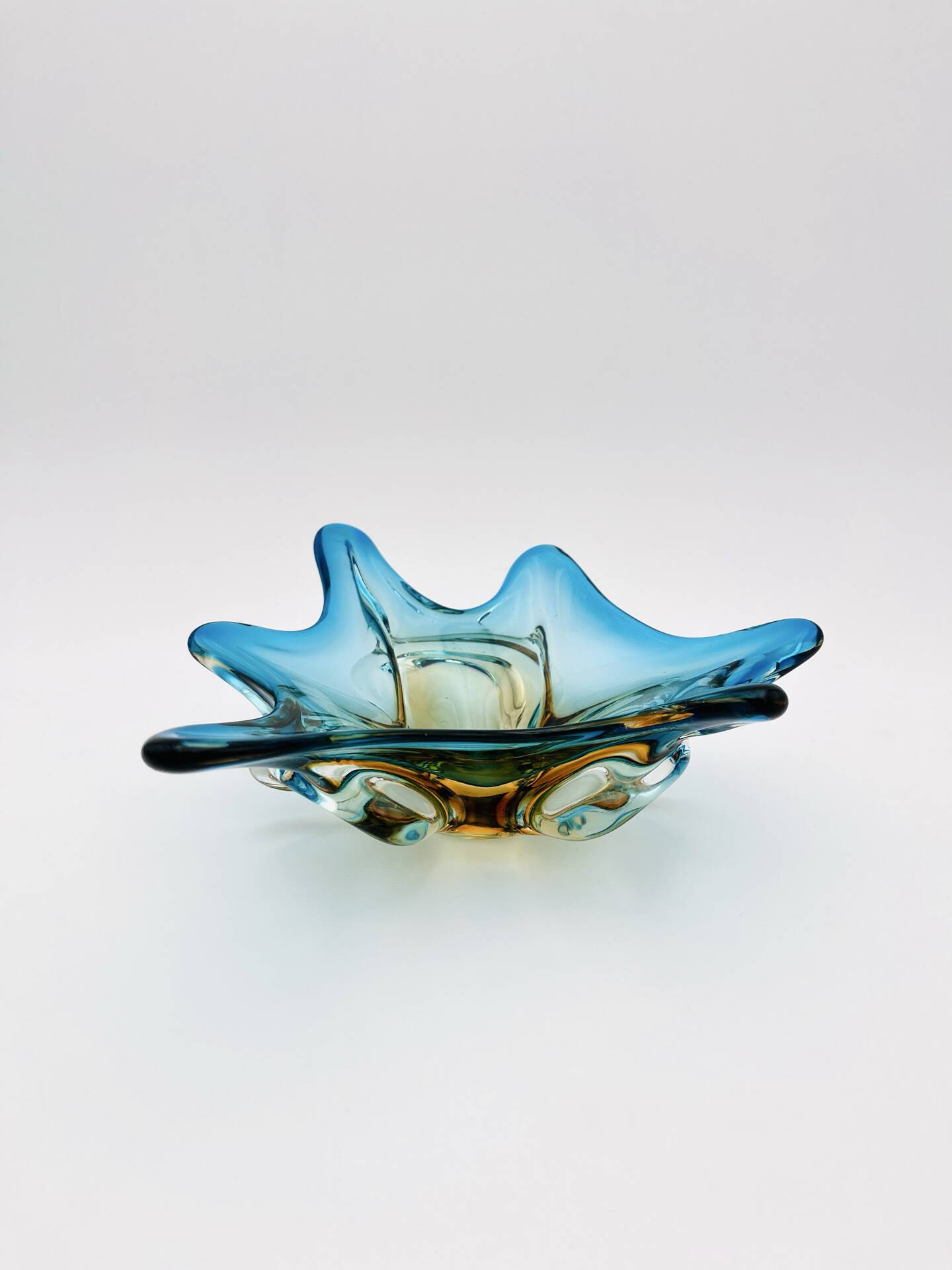 Murano Sommerso Blue Amber Sculpture Bowl 23cm