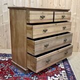 19th century English chest of drawers in fir and mahogany