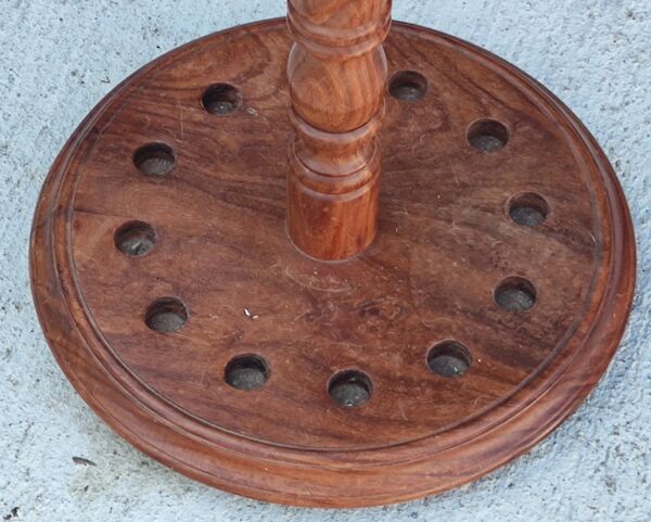 Ancien porte canne en bois