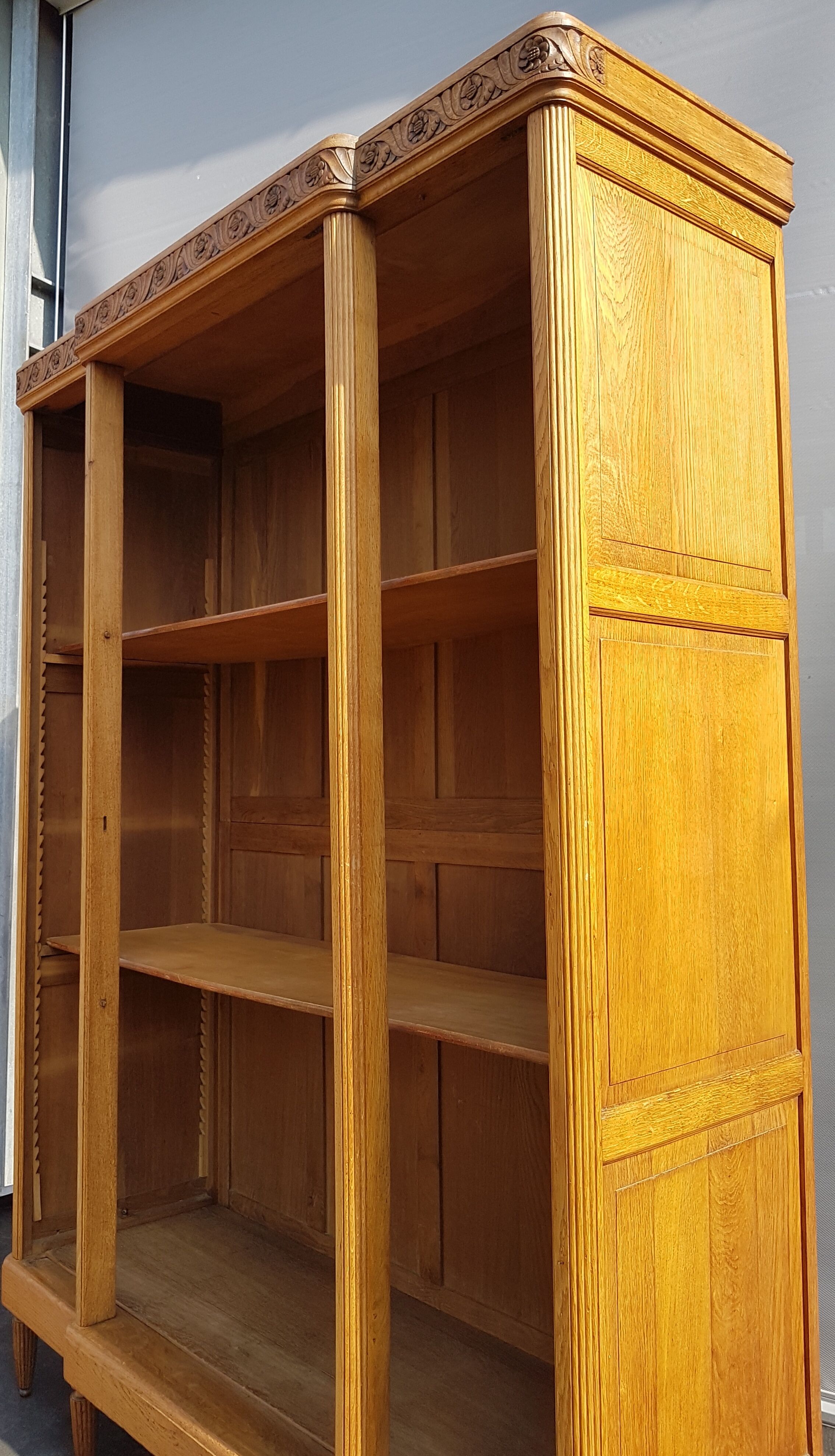 Library Art Deco 1925 to gadroons