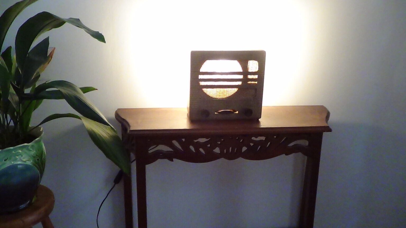 Radio lamp