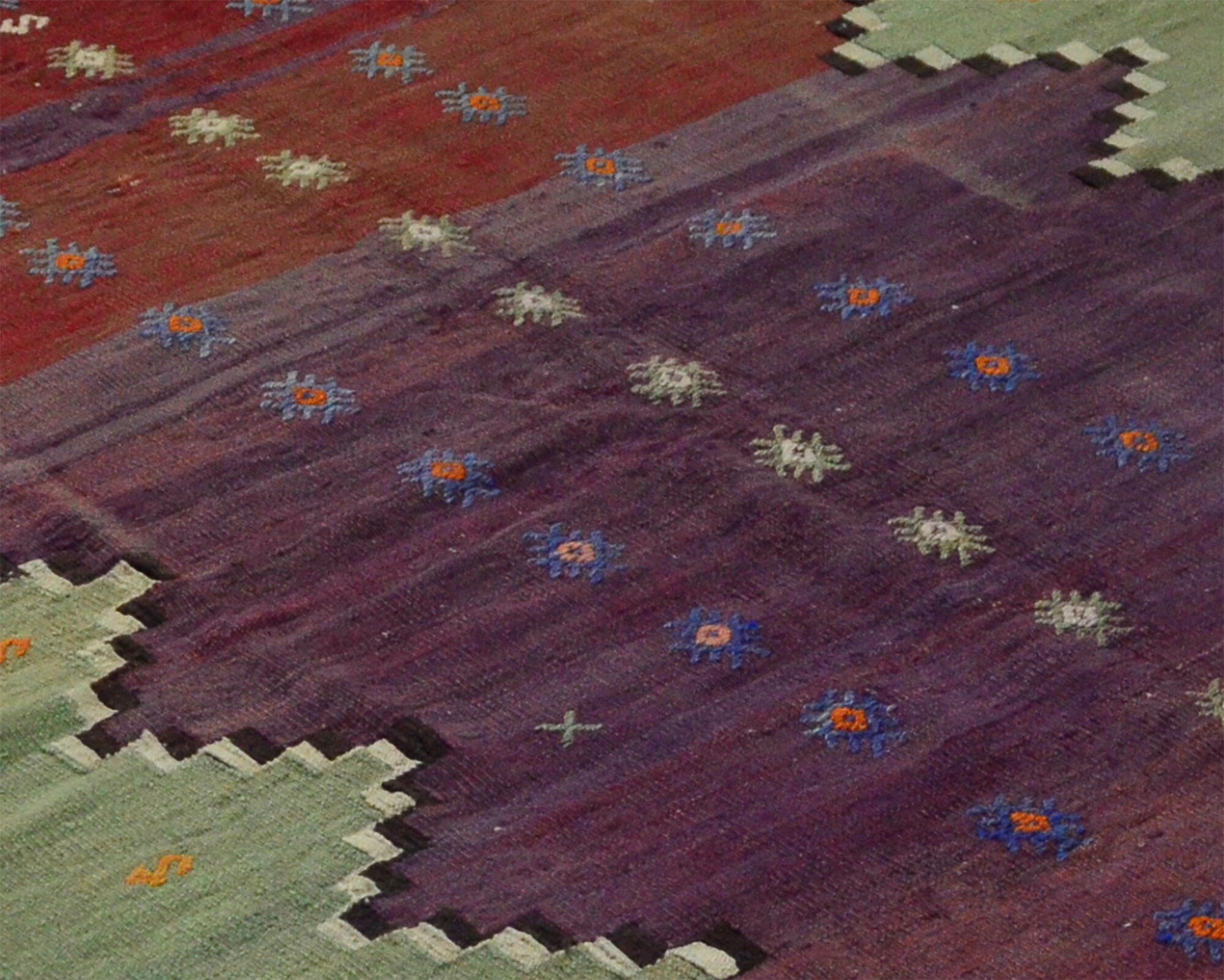Anatolian handmade kilim rug 193 cm x 143 cm