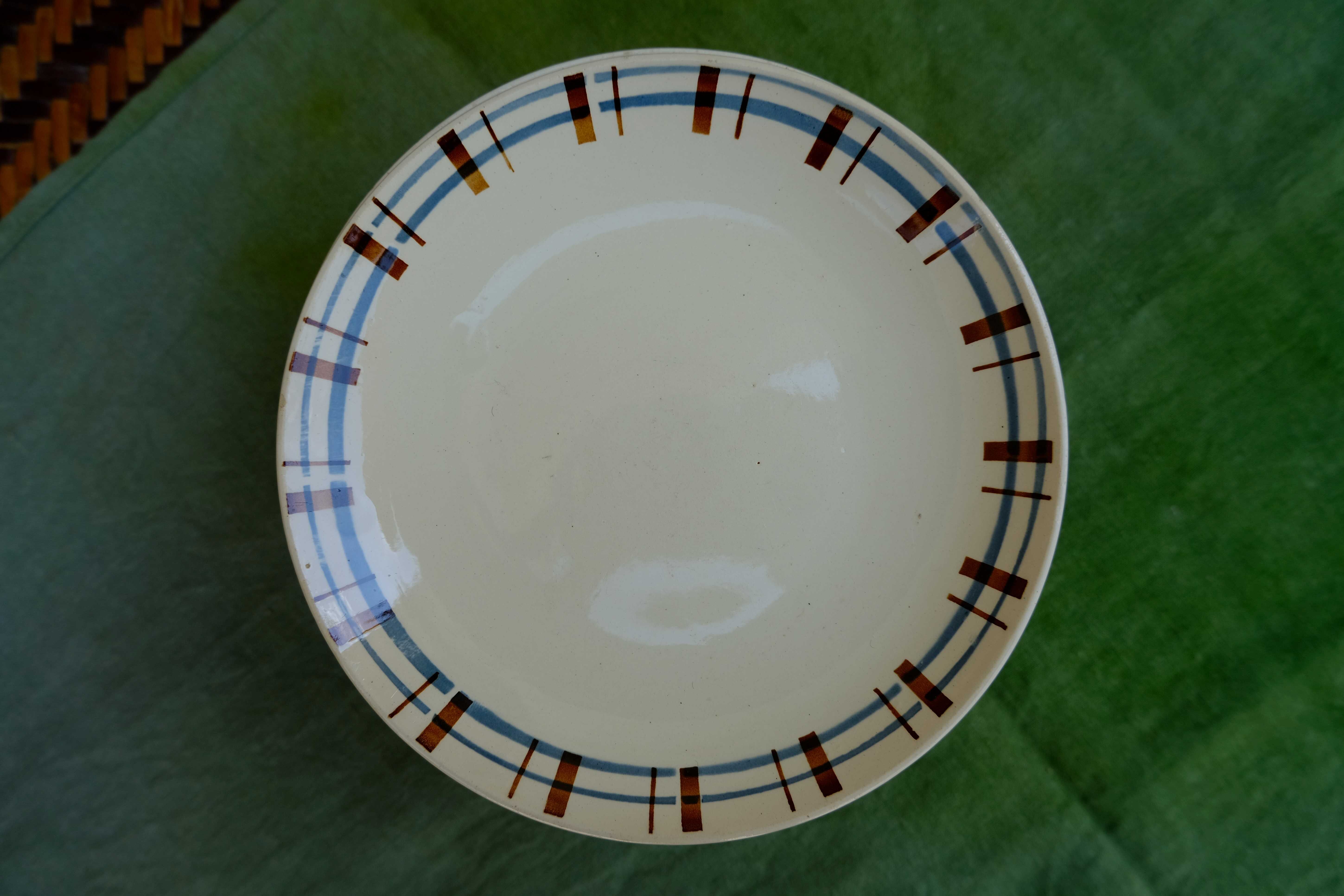 Cheese or dessert plates, Digoin and Sarreguemines 9205
