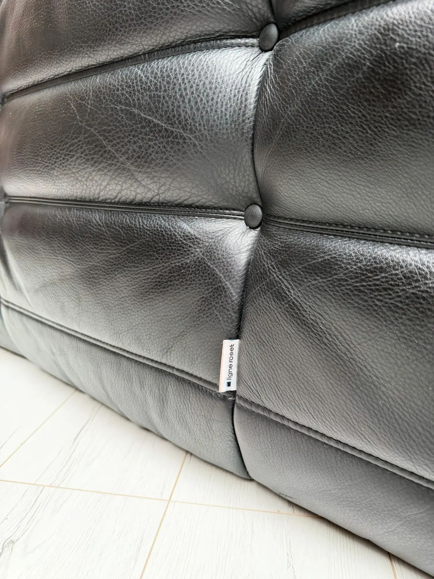 1990s vintage Togo set in black leather by Michel Ducaroy for Ligne Roset