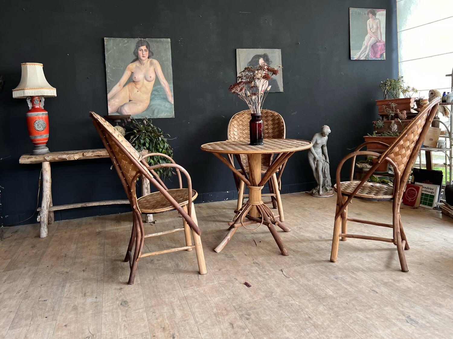 Salon jardin ancien en châtaignier tressé