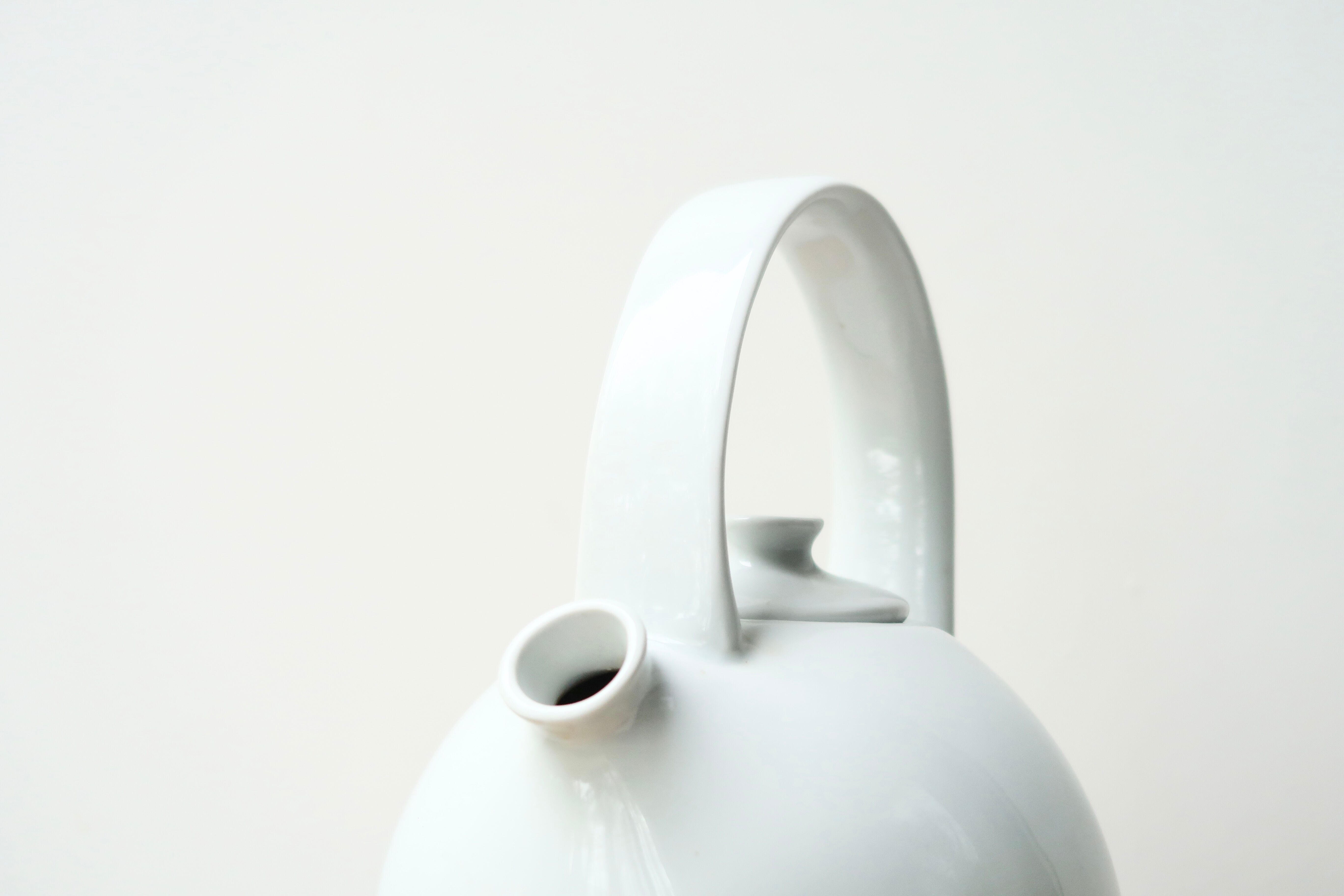 Virebent teapot by Jacques Laroussinie, 70s