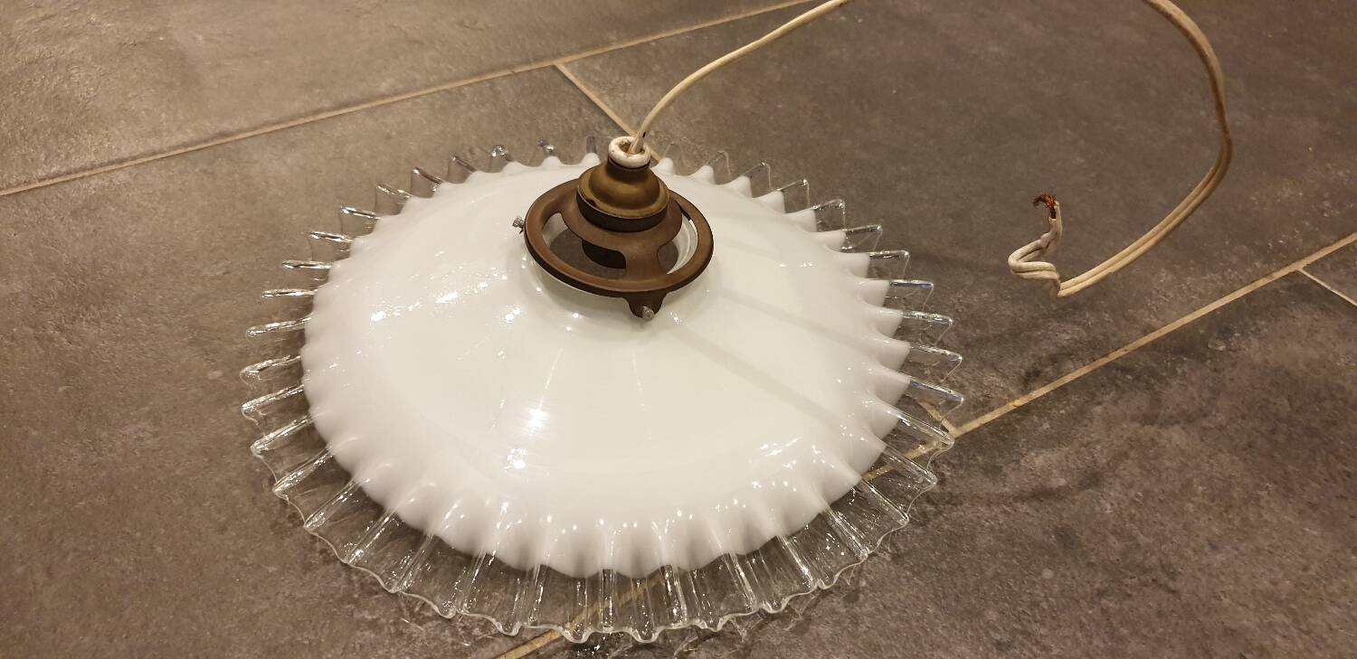Suspension lampshade in lace opaline 1930s