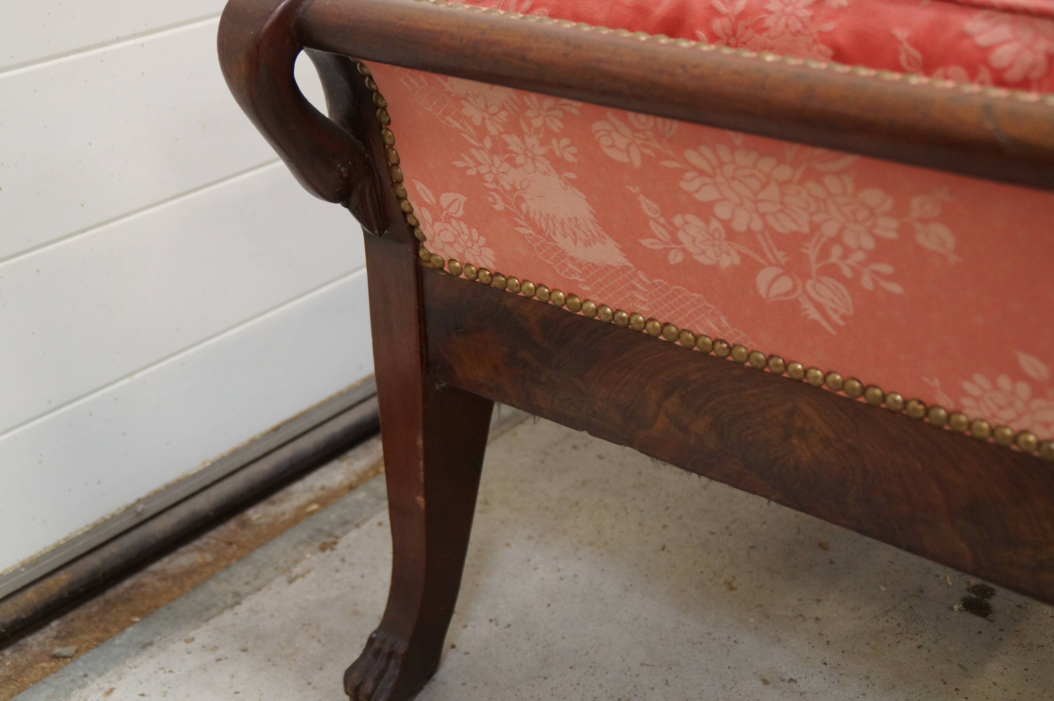 Mahogany swan neck meridian