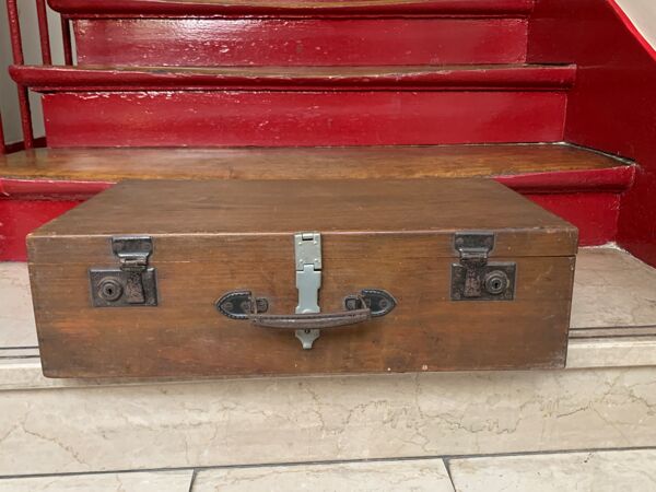 Valise ancienne en bois