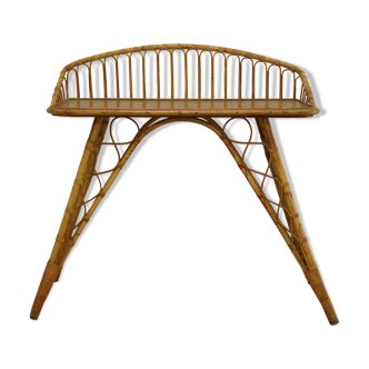 Vintage rattan office