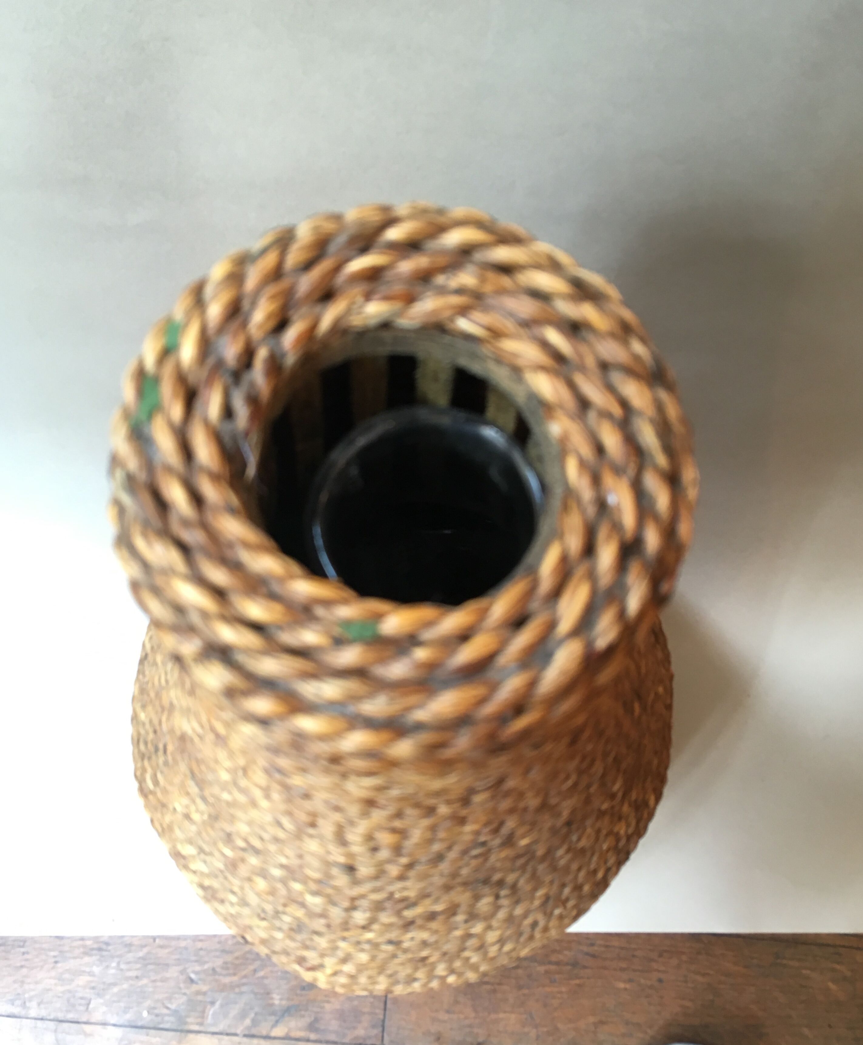 Vase en osier rotin XXL 1960
