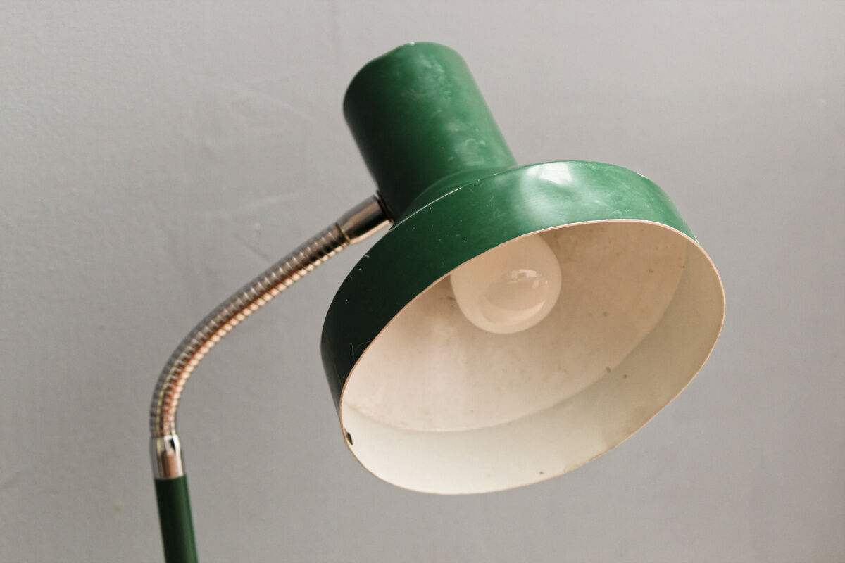 Flexible desk lamp, Veneta Lumi