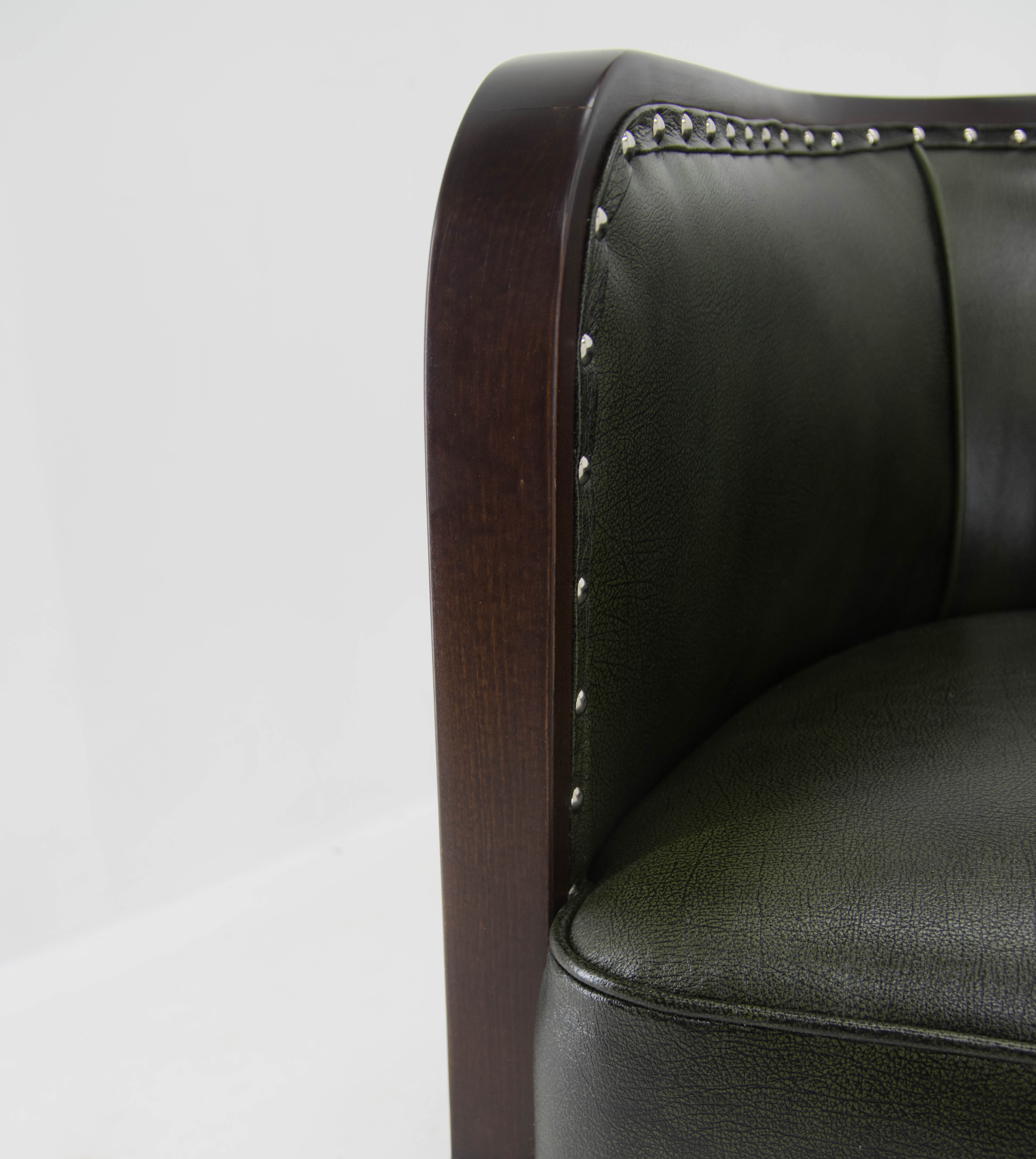 Bauhaus Tubular Armchair in Green Leather,  1930s, Restored