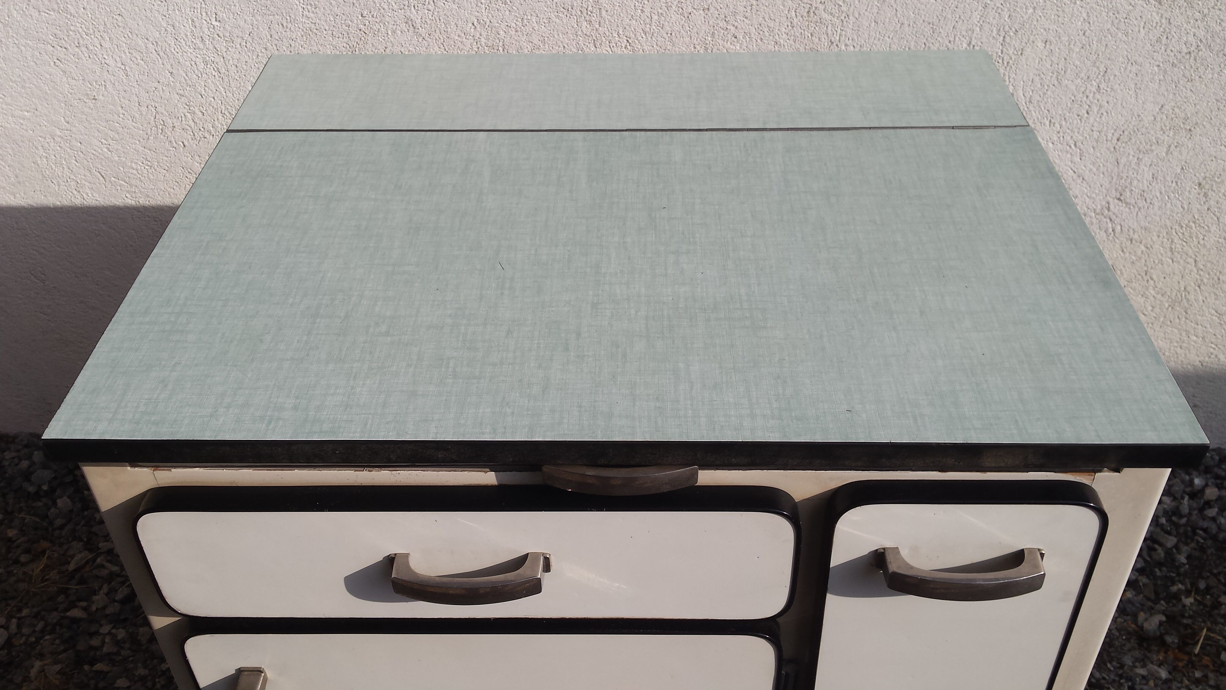 Formica kitchen furniture
