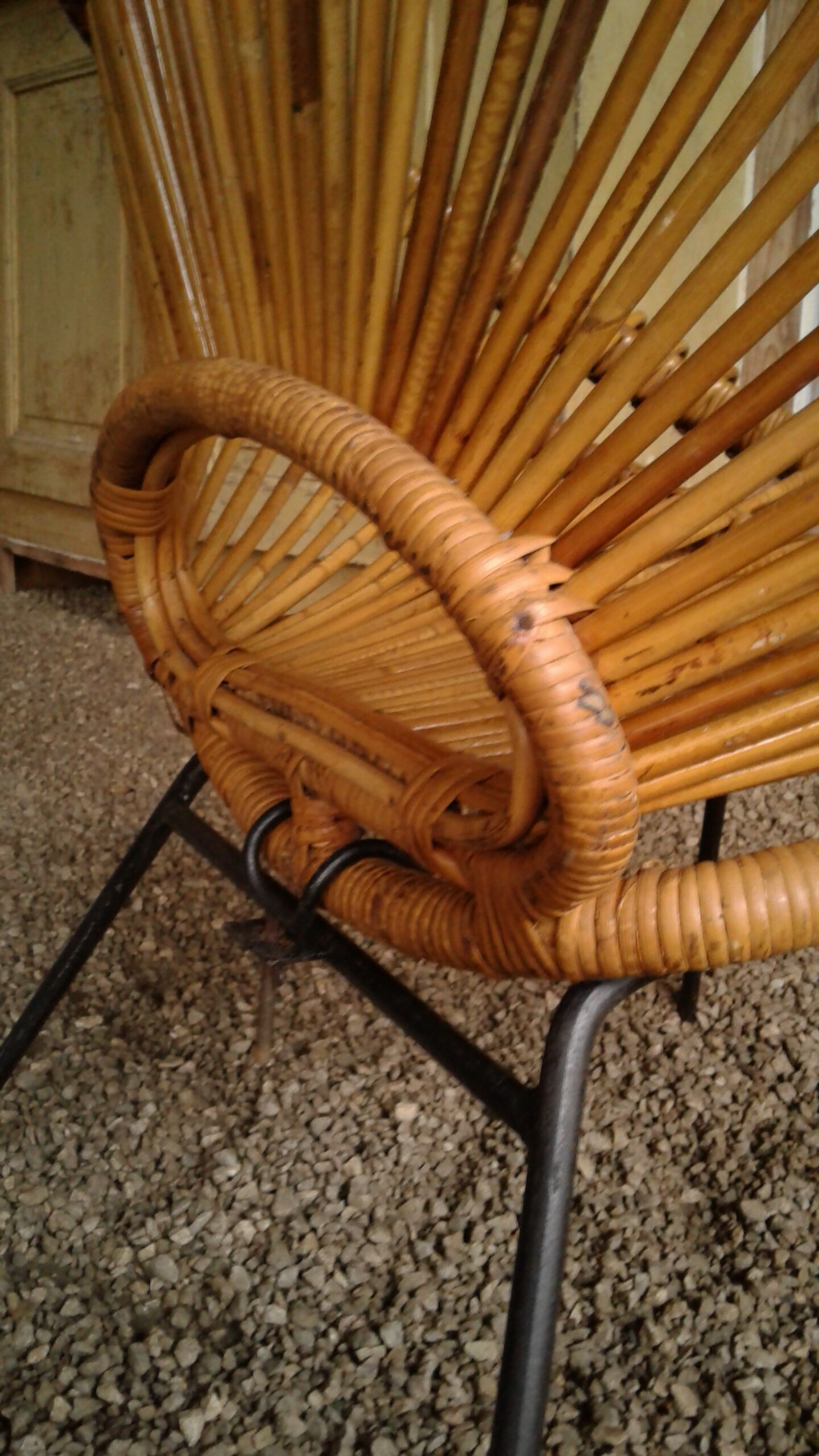 Fauteuil en rotin des années 50