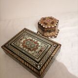Lot of 2 oriental boxes in marquetry.