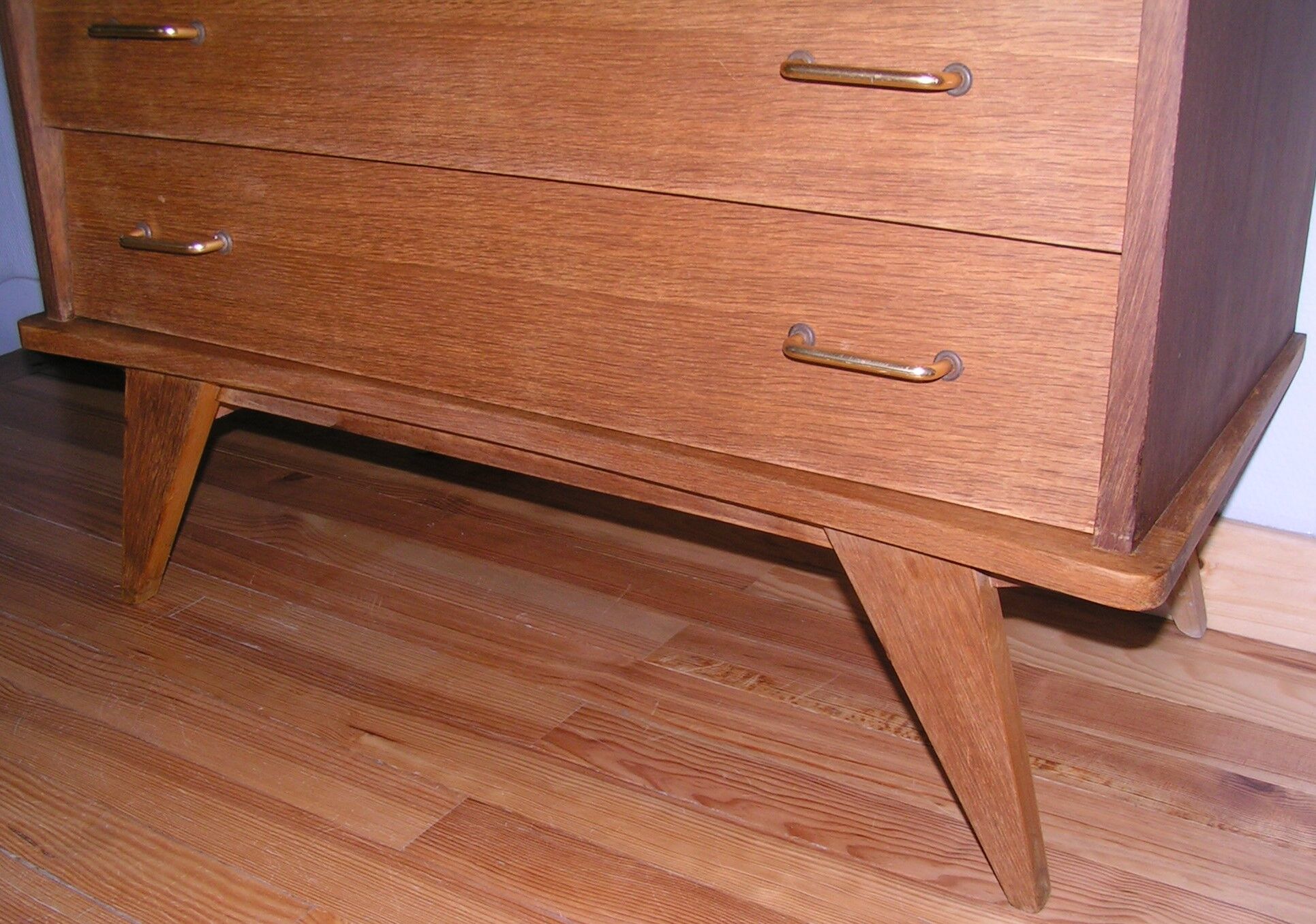 Chest of drawers years 60 - feet compass