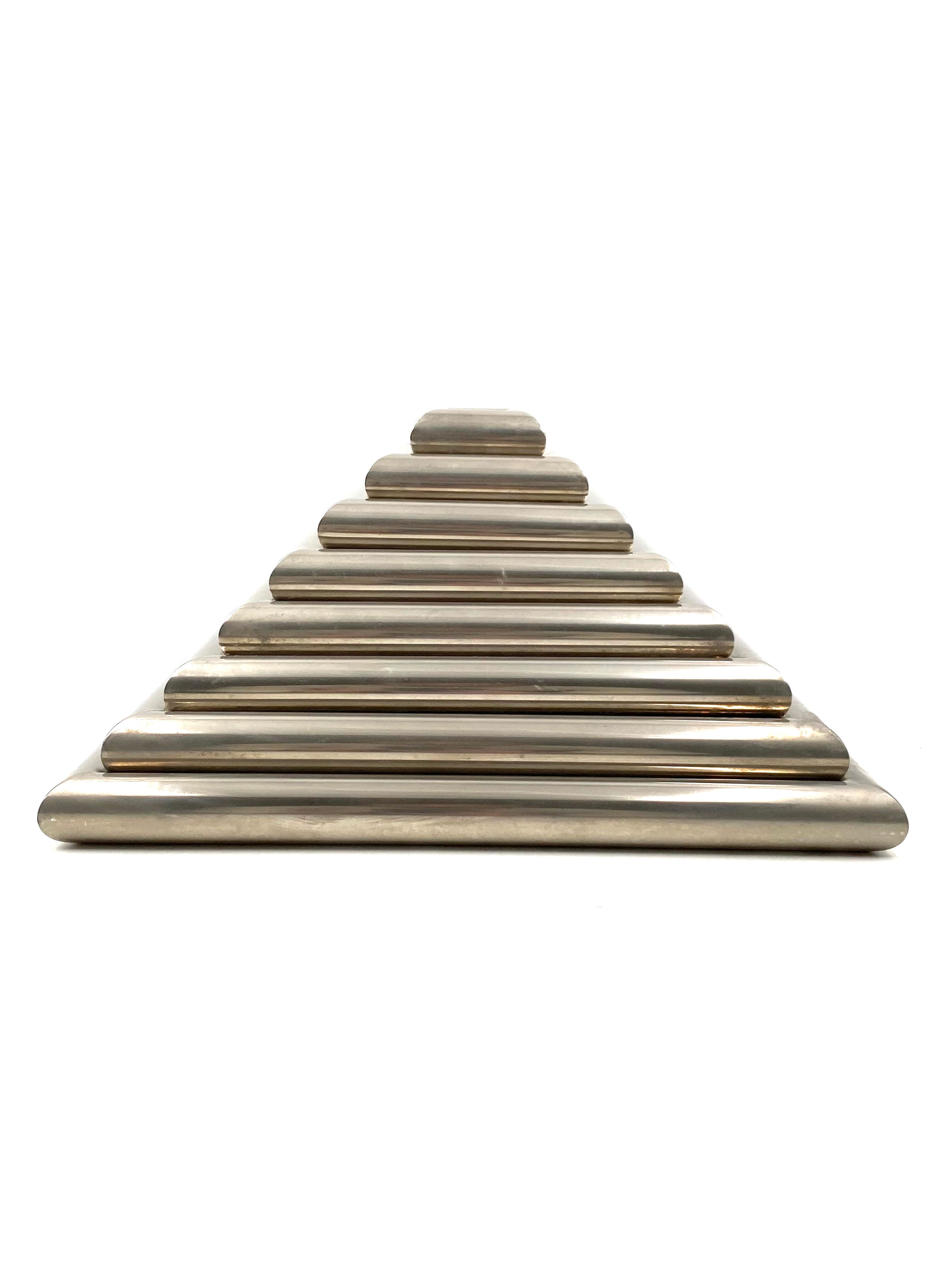 Ziggurat-shaped stacked trays / vide poche sculpture, Italy 1970s