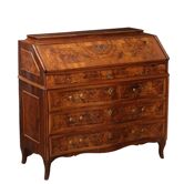 Ancient Baroque cabinet in walnut with 4 drawers, Italy 18th century