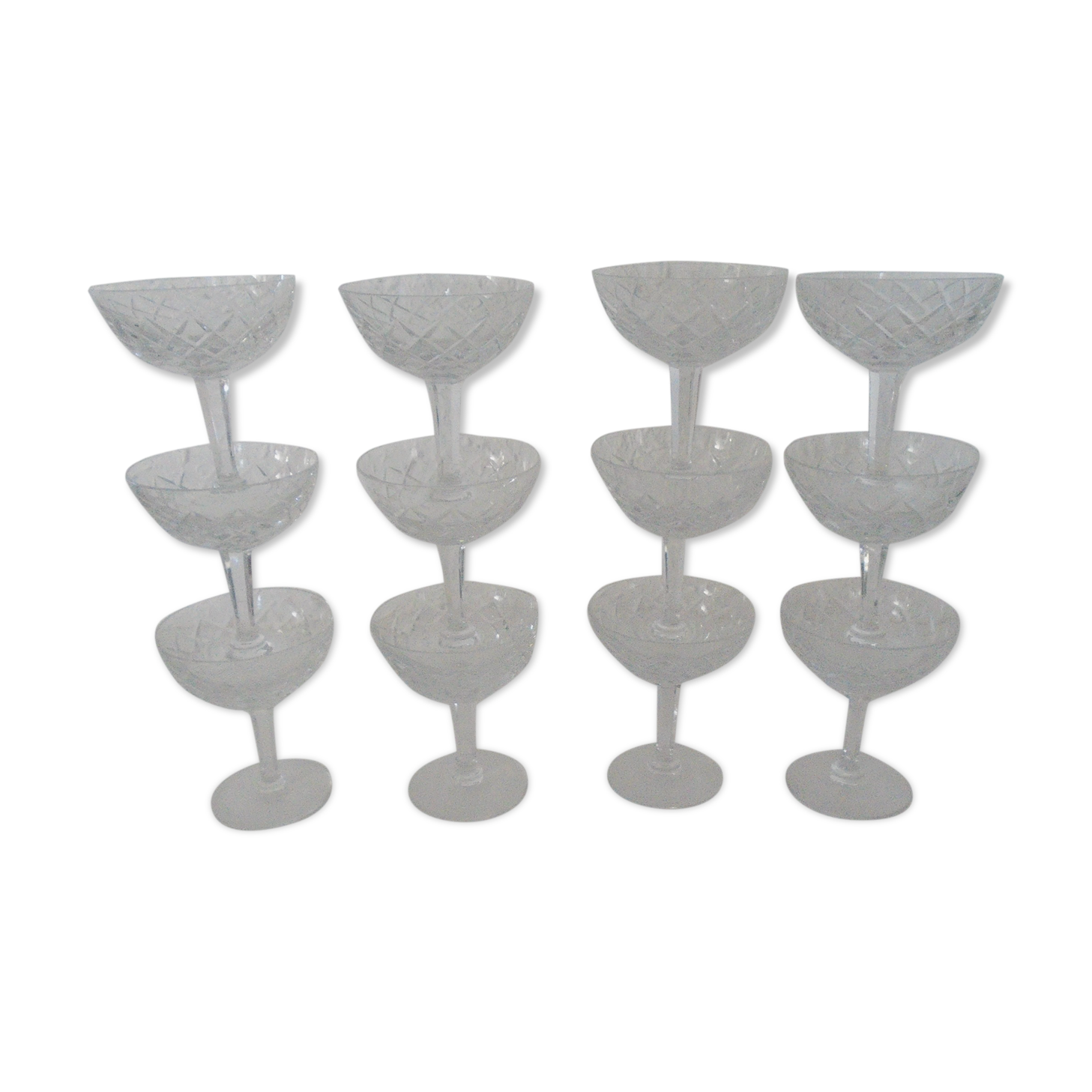12 Crystal champagne cups cut very beautiful quality