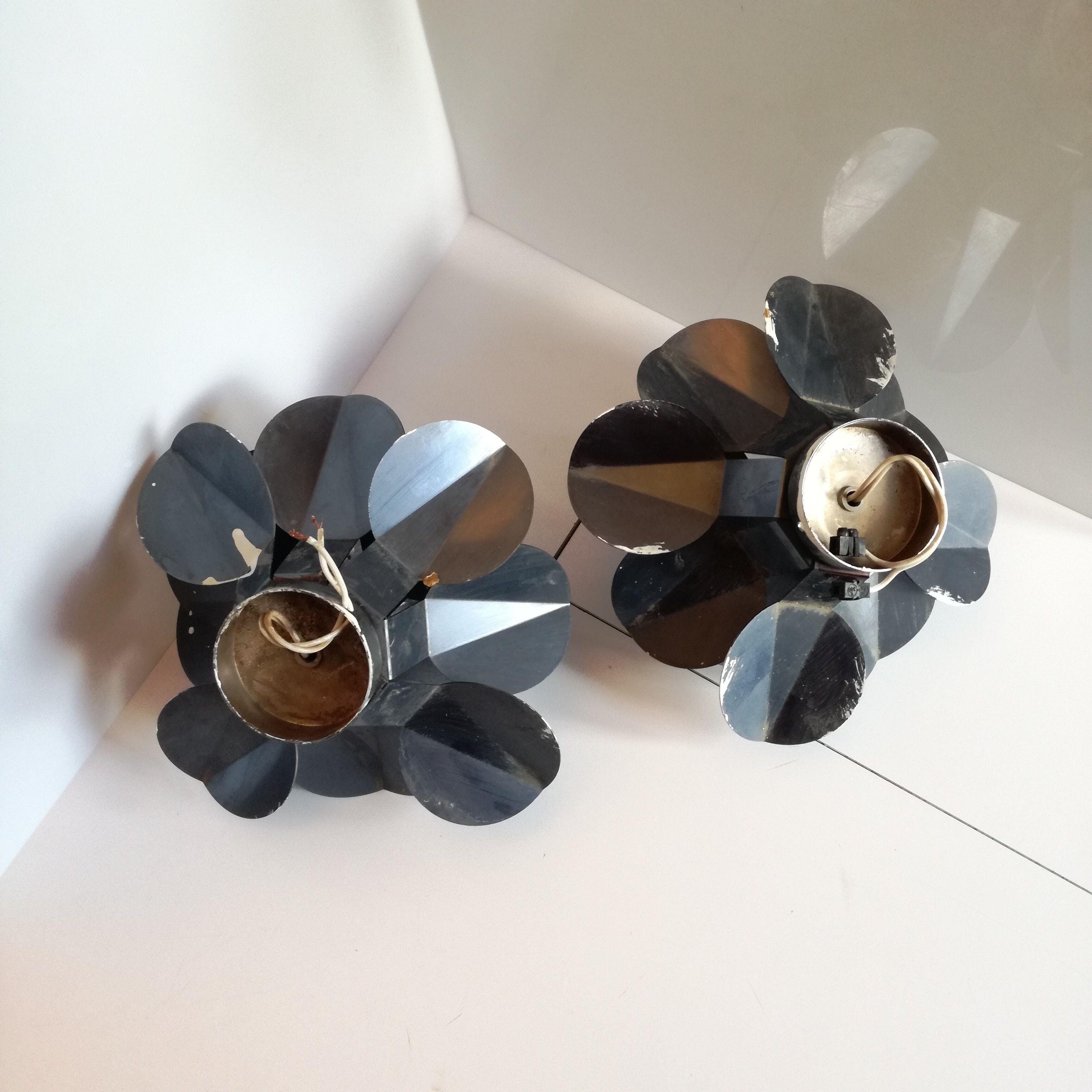 Stylized aluminum flower wall lamps from 1970