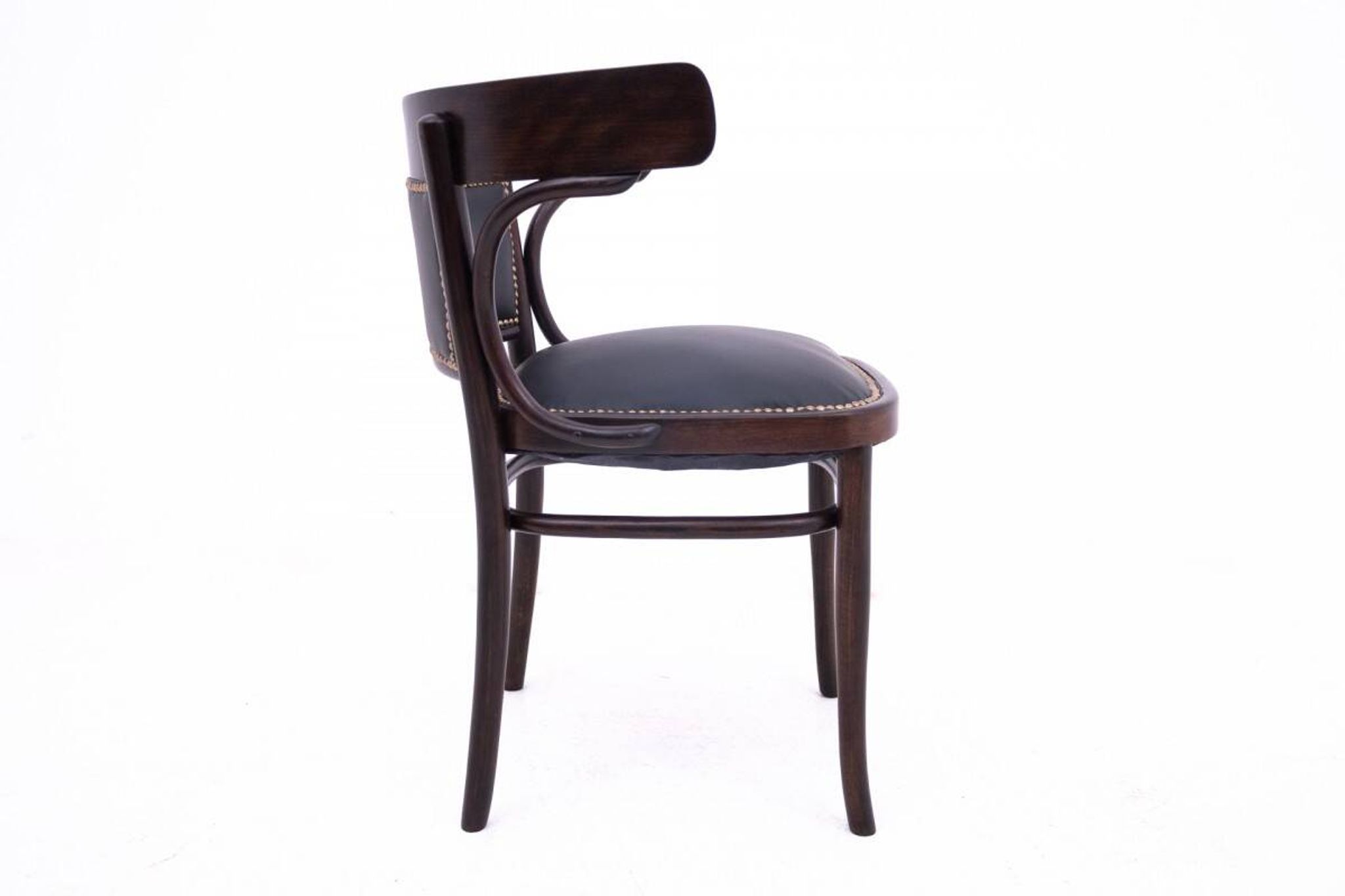 Thonet furniture set, Western Europe, late 19th century. After renovation.