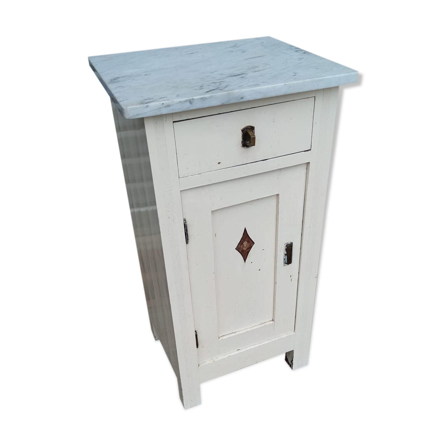 Meuble parisien en bois peint